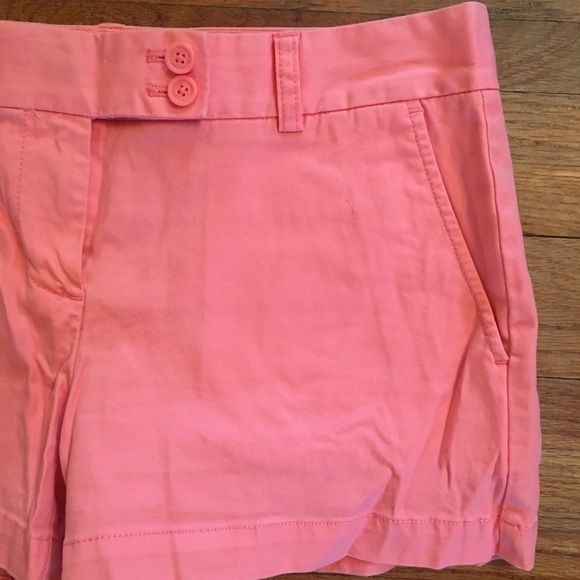 Vineyard Vines Coral Pink Classic Shorts - Size 6 - Picture 2 of 7